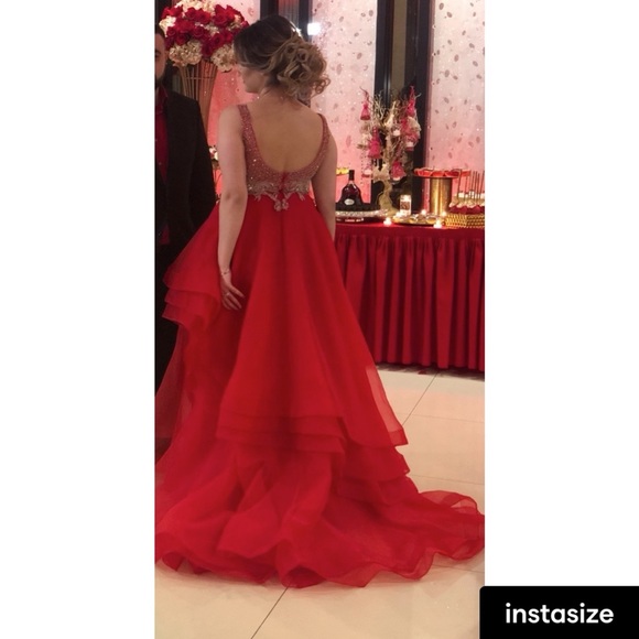 Red Dress - Picture 2 of 2